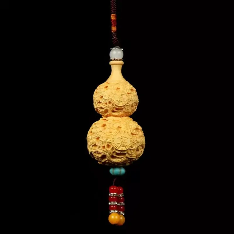 

1PC Boxwood Carving Xiangyun Double Dragon Calabash Wooden Handle Pieces Play Car Pendant Traditional Round Carving Wood Art