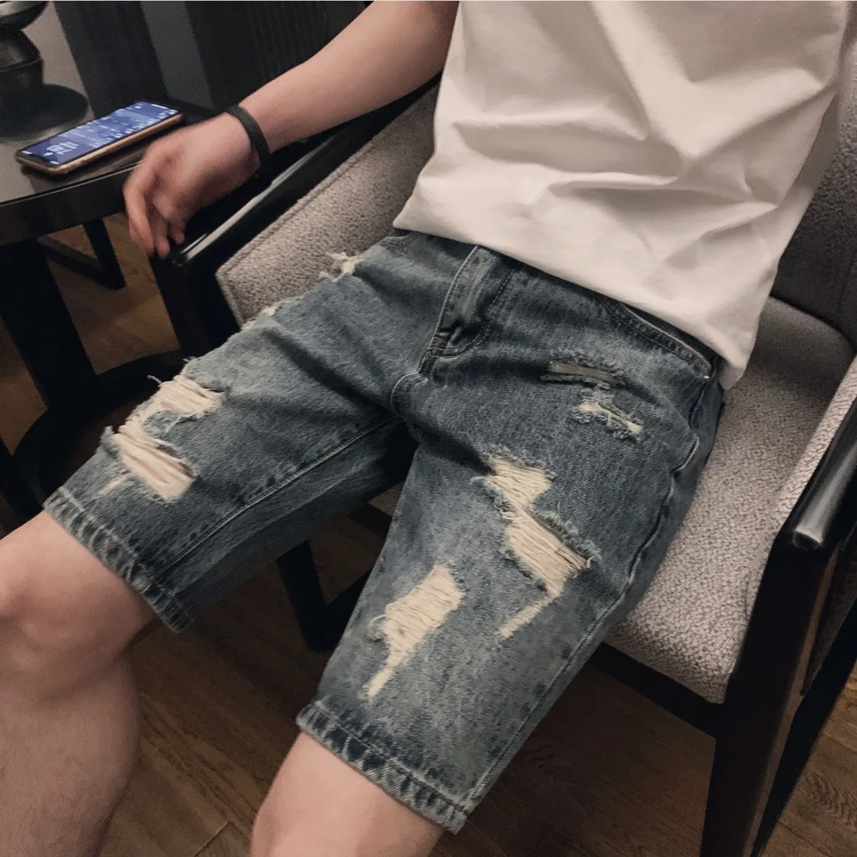 

Summer New Ripped Men Shorts Trendy Casual Straight Hole Five-point Pants Hip Hop Beggar Loose Male Denim Shorts