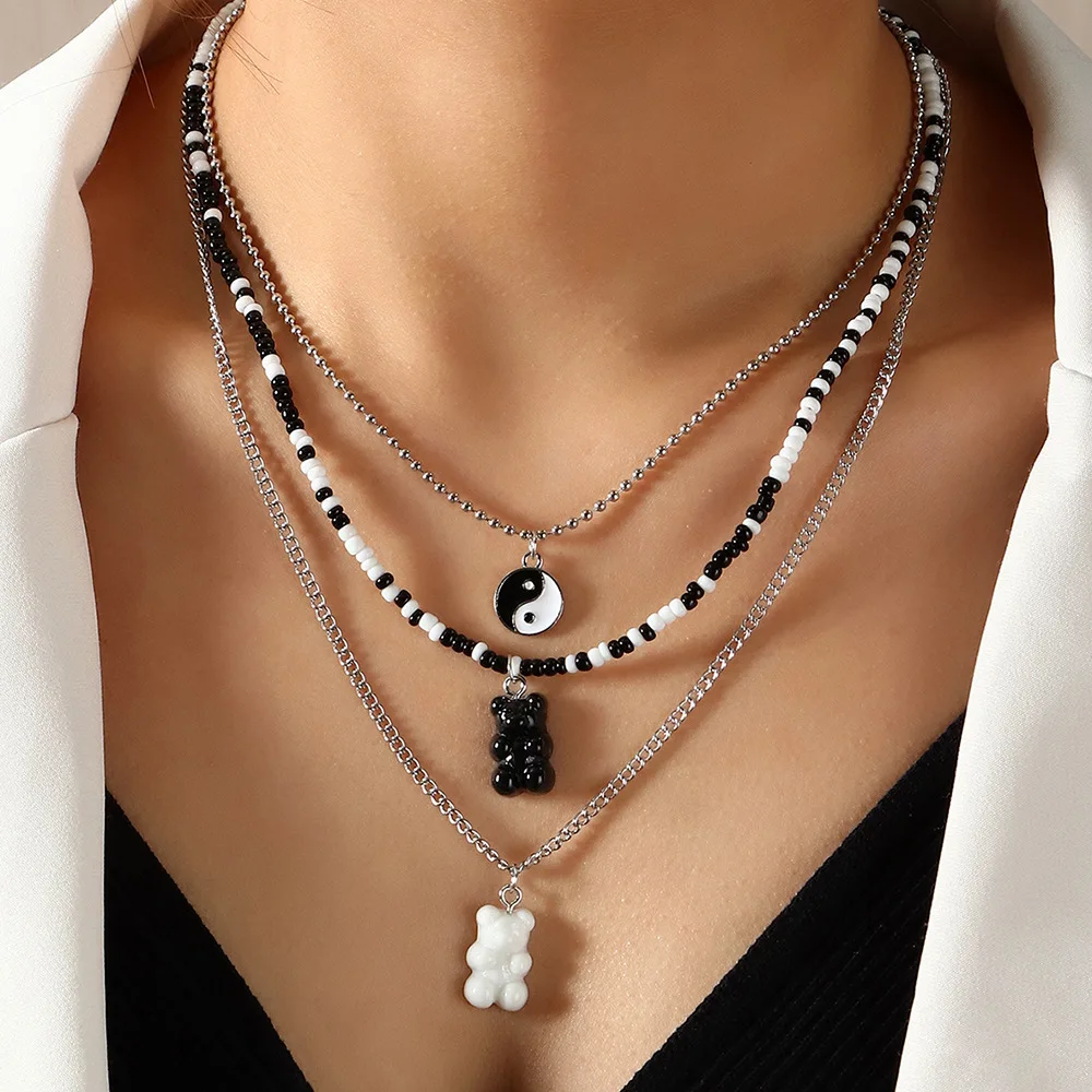 

Cute Layers White Black Color Gummy Mini Bear Necklace For Christmas Gifts New Beaded Pendants Necklaces Jewelry for Women Girl