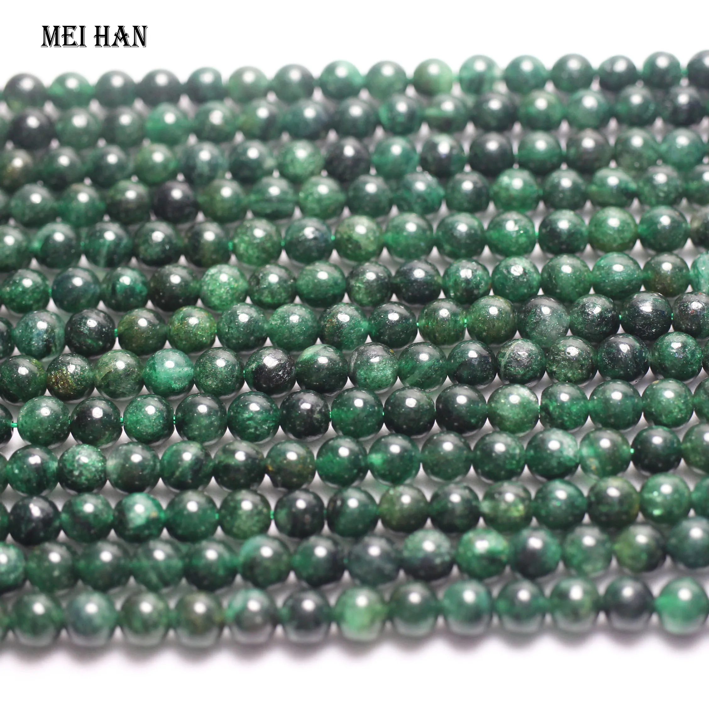 

Бусины круглые из натуральной зеленой слюды, 6 мм, ± 0,2, 1 нить