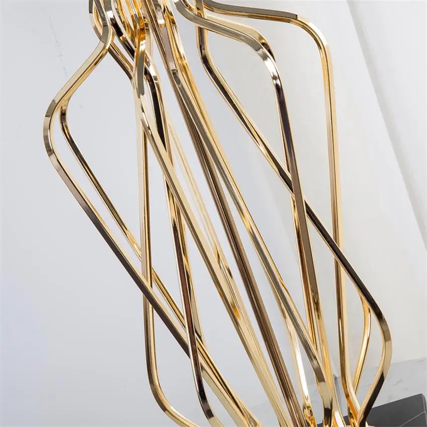 Скандинавский светодиодный светильник Deak золотая металлическая настольная