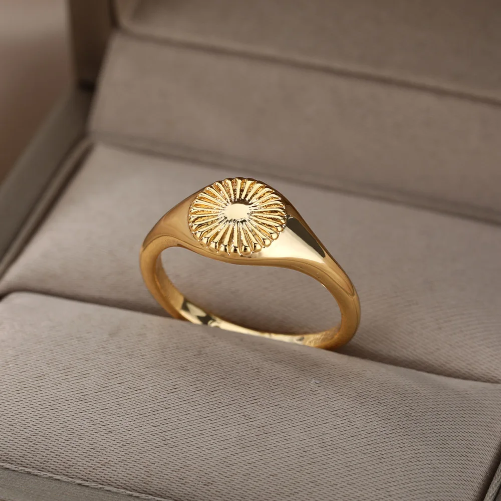 

Vintage Gold Round Sun Shape Rings For Women Stainless Steel Wedding Couple Ring Gothic Accessories Punk Jewelry Bague Femme