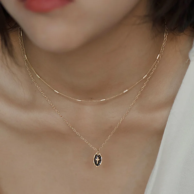 Многослойное ожерелье с перекрестными элементами Женская двухслойная цепь