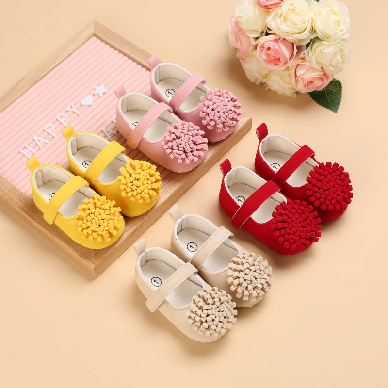 

Prewalker New Baby Spring And Autumn Style Soft And Comfortable Flat Shoes With Solid Flowers 2021 New Baby Walking Shoes