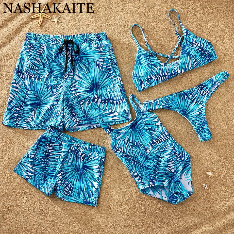 NASHAKAITE/семейная одежда для купания; коллекция года; летний пляжный костюм для отдыха с принтом в виде голубых листьев; купальный костюм «Мама и я»; мужские пляжные шорты для мальчиков