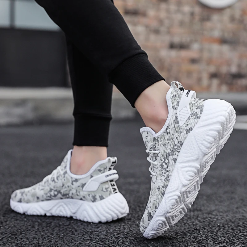 

Running Shoes for Men 2020 Summer New Men Sneakers Lace Up Low Top Jogging Shoes Man Athletic Footwear Breathable Men Sneakers