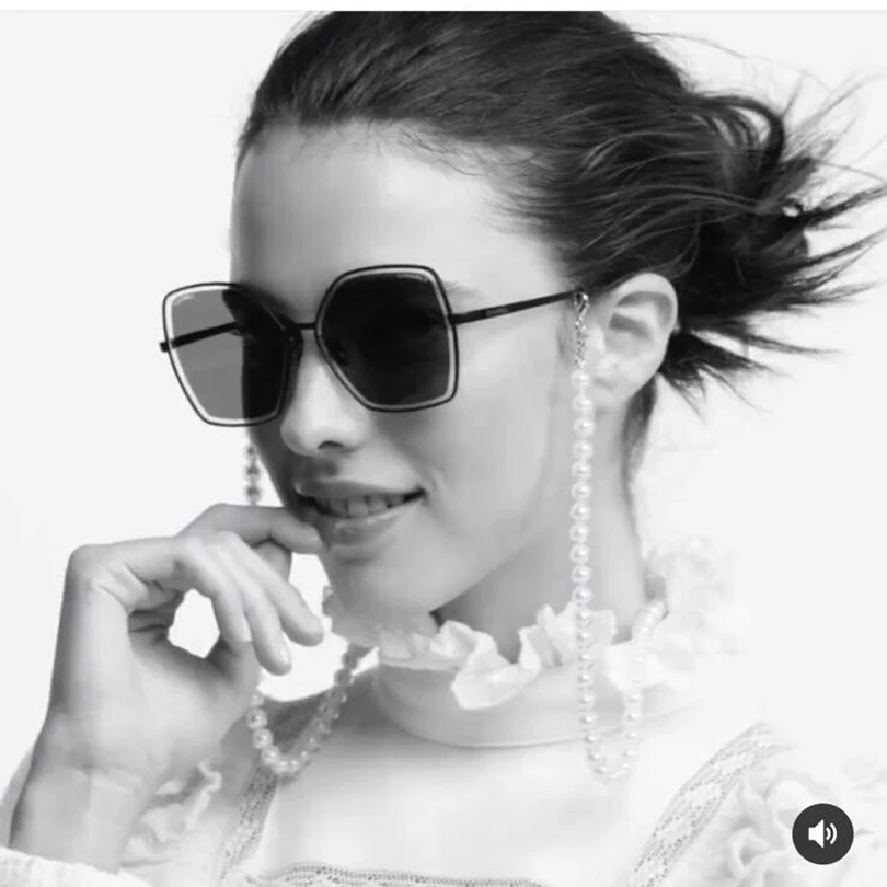 

Metal Butterfly sunglasses women with pearls chain cutout lenses