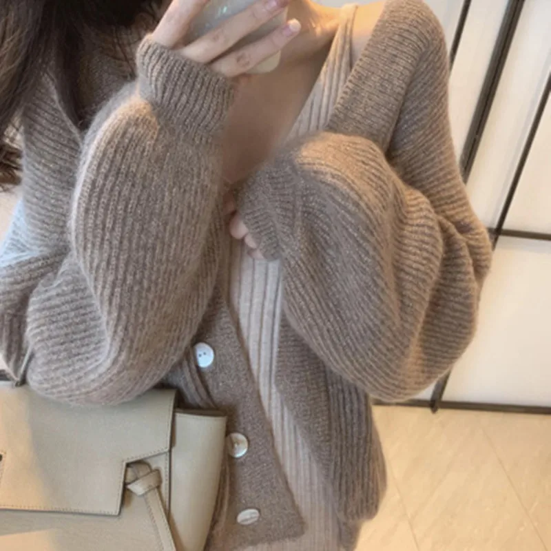 

New Popular Cardigan Women Hot Selling Solid Single Breasted Knitted Sweater Loose Chic Charm Womens Tops Soft Outerwear