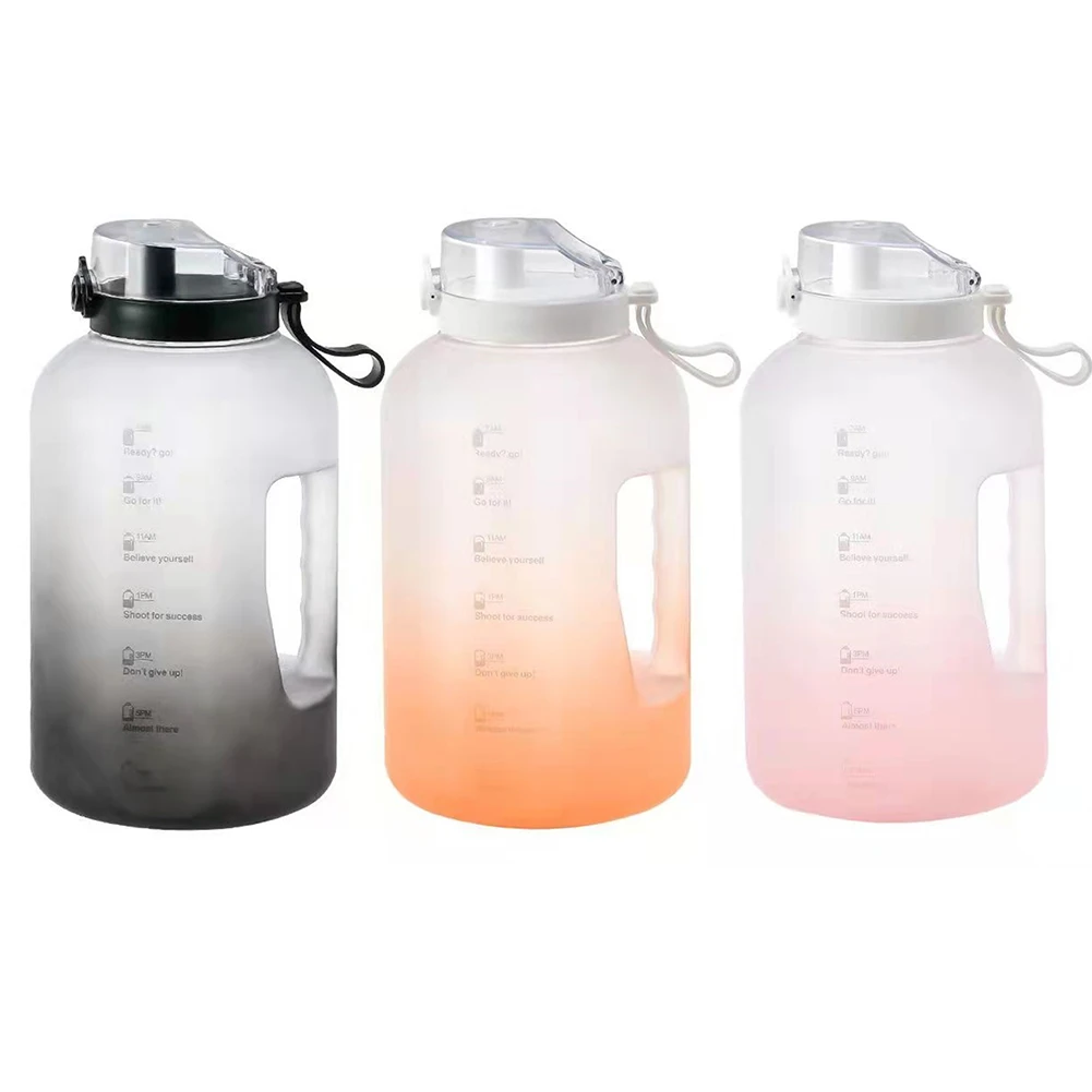 

Бутылка для воды с большой емкостью 2,5 л, высокотемпературная пластиковая чашка для воды, шкала времени, матовая уличная спортивная чашка дл...
