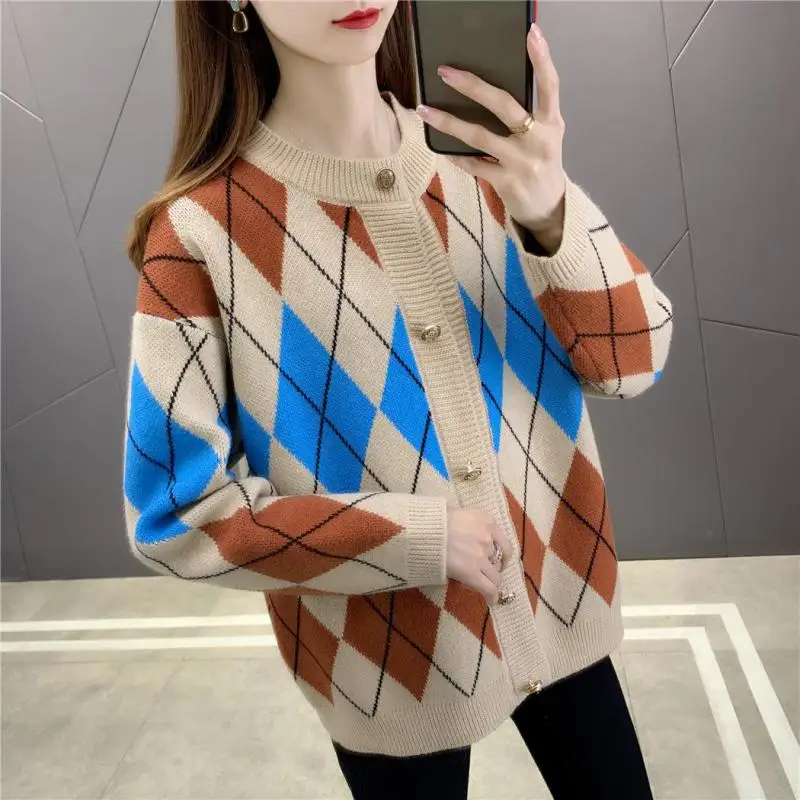 

Однобортный свитер, женский, с круглым вырезом, со стразами, однотонный, женский, с длинным рукавом