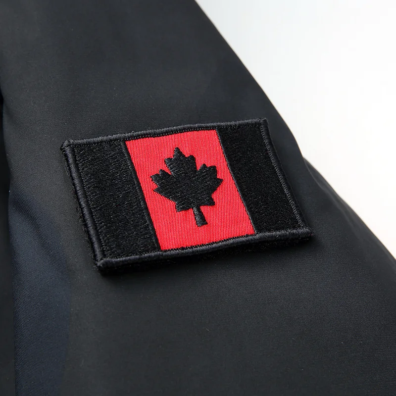 Мужской пуховик с капюшоном черный повседневный на 90% белом утином пуху