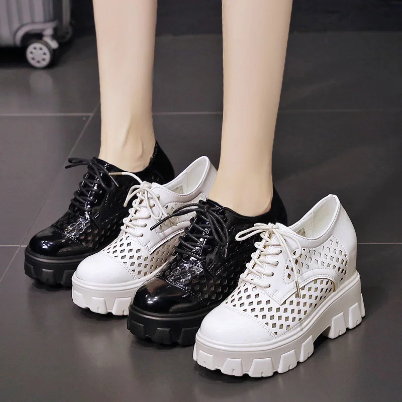 

Small leather shoes summer 2021 new versatile fashion super fire breathable hollow high women's thick bottom muffin shoes