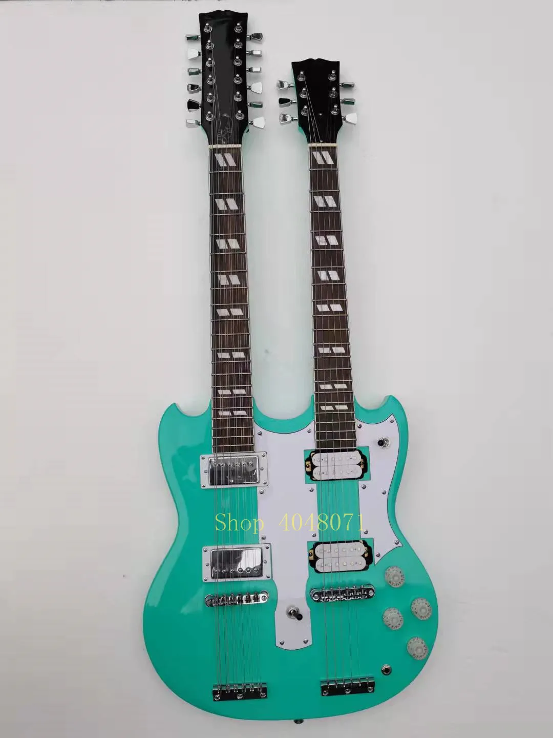 Бесплатная доставка электрическая гитара с двойной шеей 12 + 6 струн серебряные