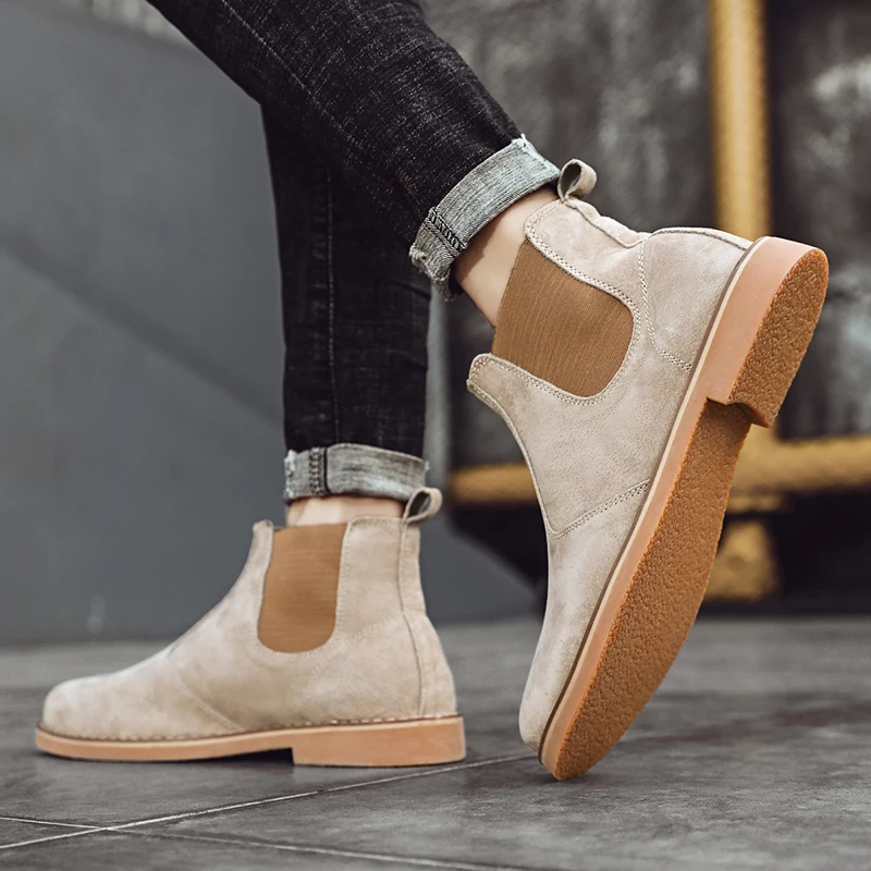 

Men Boots Trendy Outdoor Winter plush warm snow boots Platform Pointed Toe Motorcycle Boots Leather Rome Chelsea Boots Men