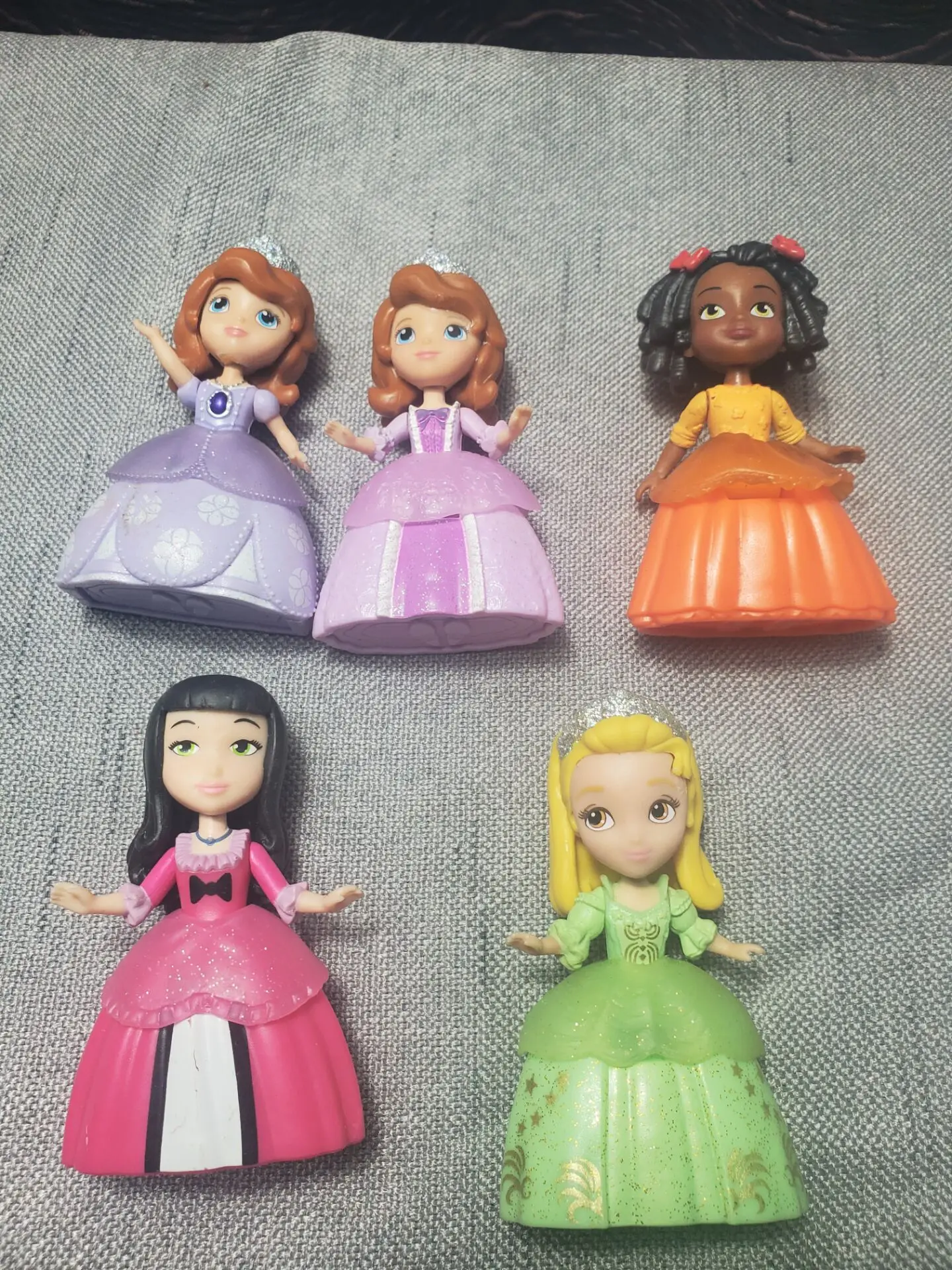 

8cm 5pcs/lot Princess Sophia Figure Toys Prince James Princess Amber King Roland Queen Miranda Model Dolls