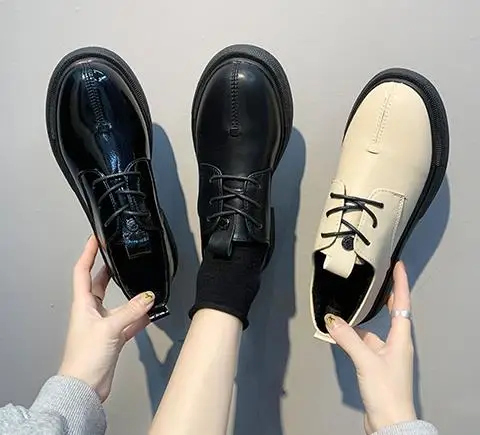 Женские повседневные туфли винтажные удобные на шнуровке круглый носок