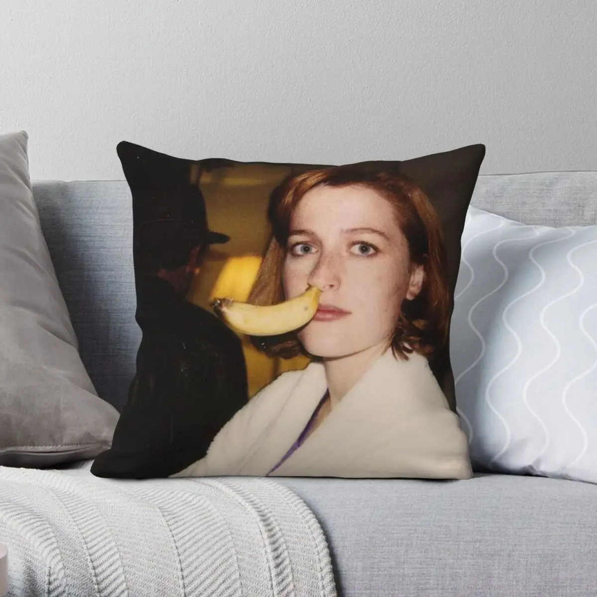 

Gillian Anderson Banana Pillowcase Polyester Linen Velvet Pattern Zip Decor Pillow Case Sofa Cushion Cover