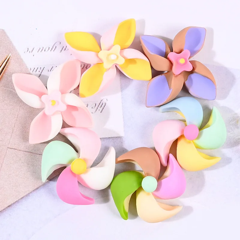 

12pcs/Lot Fashion Cute Resin Windmill Pendant Charm For Woman Girl Cartoon Jewelry Finding DIY Earring Keychain Accessories