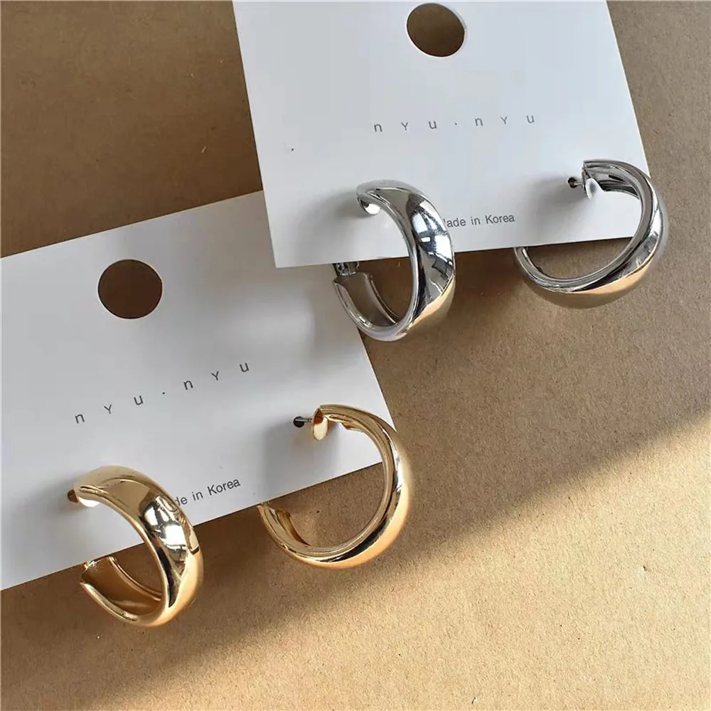 

Minimalist Brand Hoop Circle Earring Woman 2020 New Vintage Gold Color korean Scrub Statement Big Earrings Accessories brincos