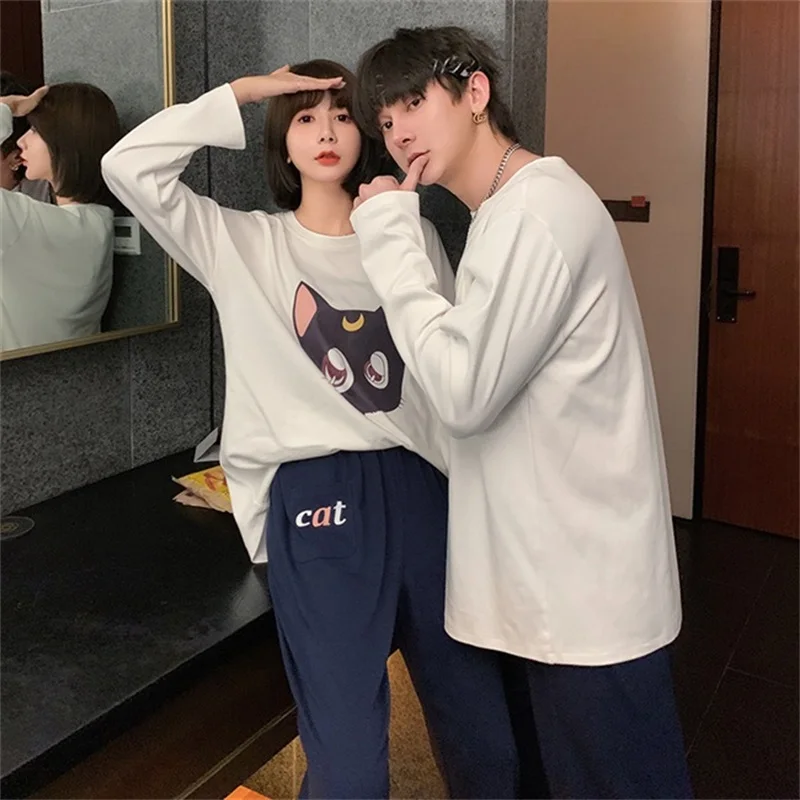 

Fashion Hongkong Style Couples Pajama Sailor Moon Luna Cat Pijamas Casual Lounge Wear Long Sleeve Sleepwear Pjy Home Costume