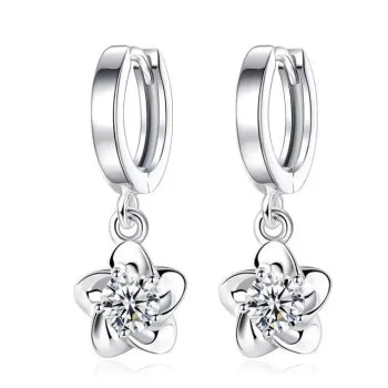 

Korean Fashion Ear Jewelry Blooming Plum Silvered Earrings Female Simple Plum Blossom Peony Earrings for Women 2021