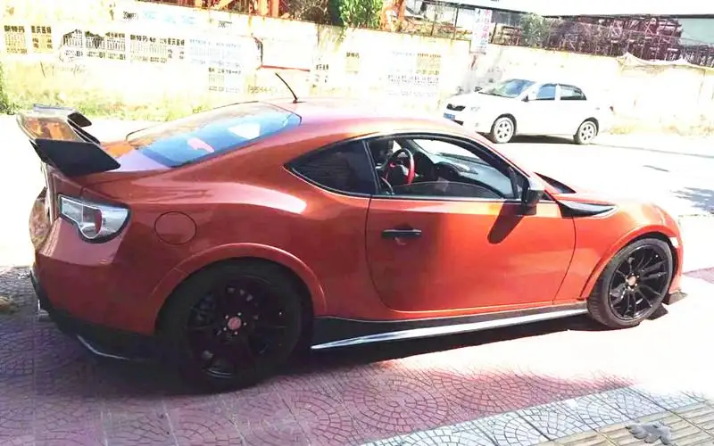 Боковые юбки из углеродного волокна комплект удлинителей для кузова автомобиля