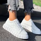 Женские кроссовки на плоской подошве, из искусственной кожи, с металлической цепочкой, на шнуровке, весенне-осенние, повседневные, большой размер 43