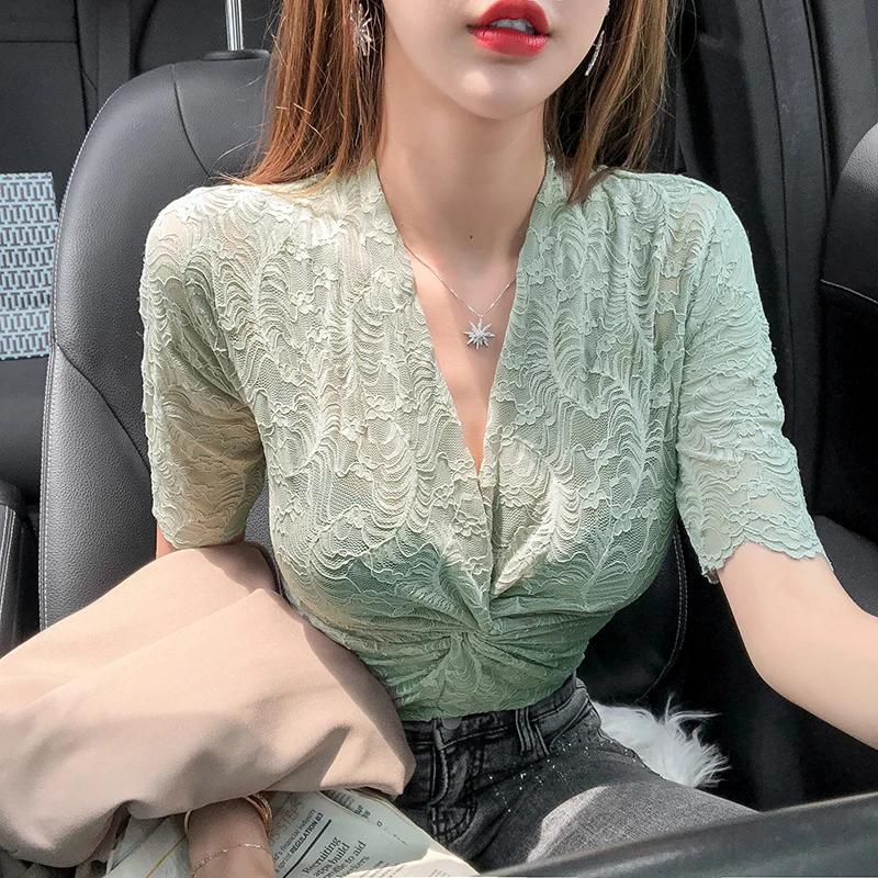Fashion sexy short-sleeved lace blouse women summer 2020 new Korean fashion Western style sexy v-neck shirt