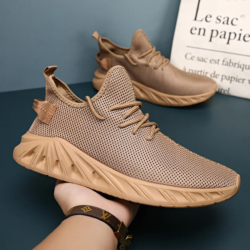 

2021 модные мужские кроссовки, дышащие светильник прогулочные повседневные кроссовки, удобная мягкая подошва, спортивная обувь размера плюс ...