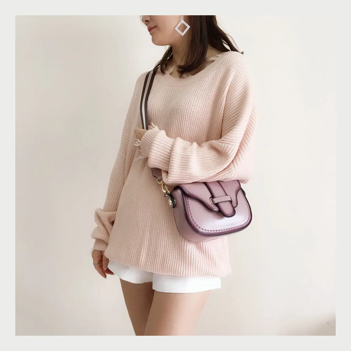 Cowhide bag 2021 new broadband messenger bag retro women's bag two-color cowhide tide piggy bag