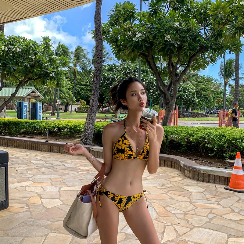 

Korean Style Bikini Set Women Biquini Suit Two Pieces Swimwear Halter Swimsuit High Quality Beach Suit 2020 Femme swimwear