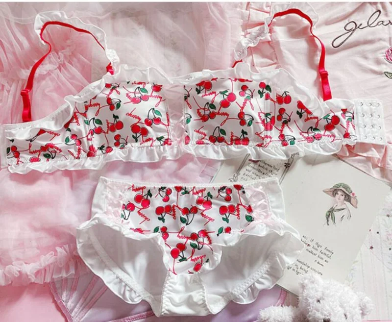 

Japanese Sexy Cute Kawaii Lingerie Tube Tops Strap Top Bra and Panties Bustier Intimate Clothes Harajuku Teens Lolita Sleep Wear