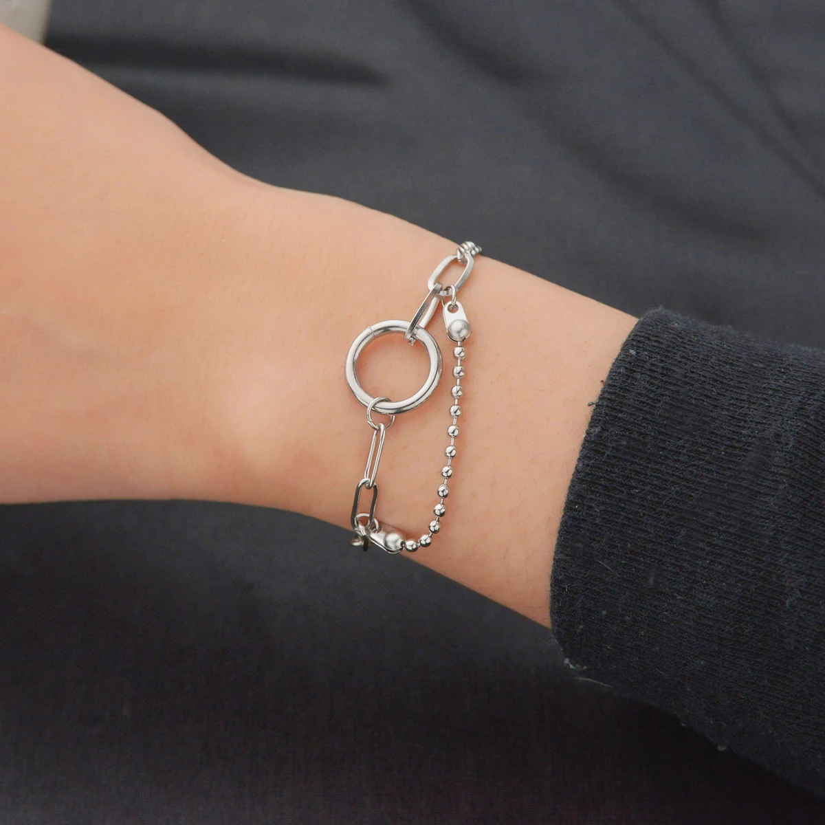 Браслет-цепочка двухслойный с бусинами из нержавеющей стали | Украшения и