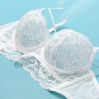 Комплект женского кружевного нижнего белья с чашками пуш-ап, без подкладки