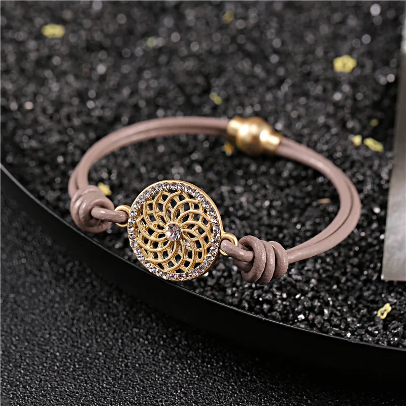 Модные кожаные браслеты в богемном стиле для женщин элегантные с подвесками и