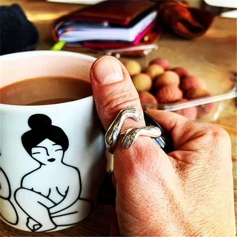 

Punk Male Female Open Thin Ring Charm Gold Silver Color Wedding Rings For Women Men Dainty Hug With Both Hands Engagement Ring