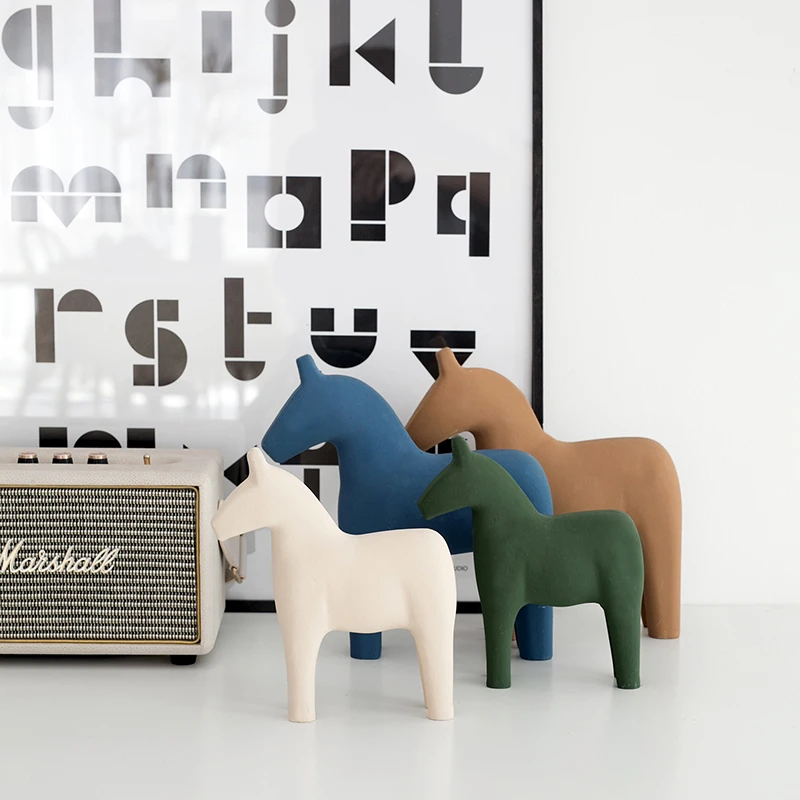 

Modern Mini Wooden Horse Ornaments Fairy Garden Miniatures & Figurines Tabletop Crafts Creative Home Decoration Accessories