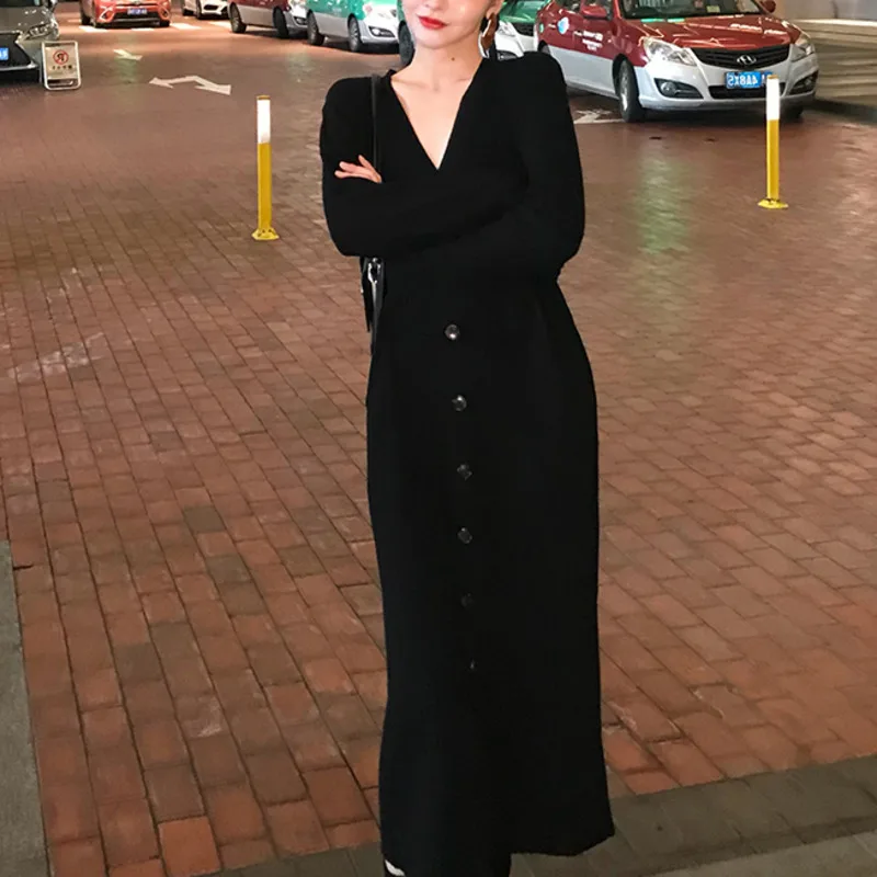 

2021 New Autumn Winter Women Dress Solid Sweater Sexy V-neck Long Sleeve Loose Fashion Knitted Button Female Vestidos Mujer Robe