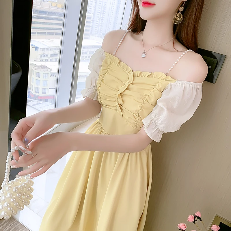 Женское платье COIGARSAM однотонное корейское летнее плиссированное на бретелях