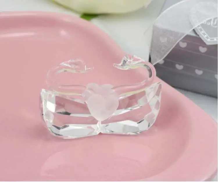 

Free Shipping 200pcs Wedding Gifts Party Souvenir Crystal Kissing Swans Birthday Keepsake Crystal Swan Bridal Shower Favor