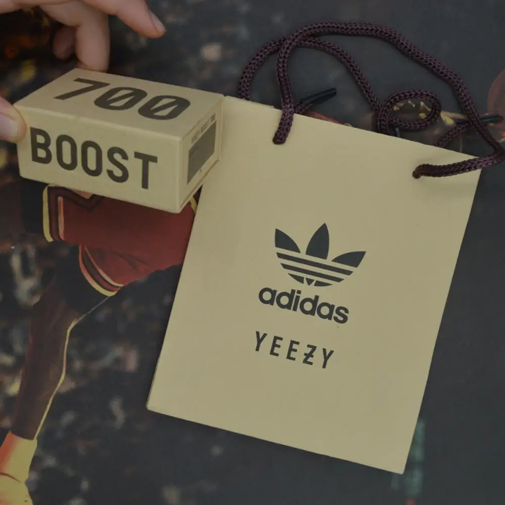 small box and bag Дропшиппинг aj1 offwhite Chicago Unc брелок в виде кроссовка Air Jordan 1 3D мини-кроссовки, закрытая спортивная обувь брелок в виде кроссовка s - Цвет: small box and bag