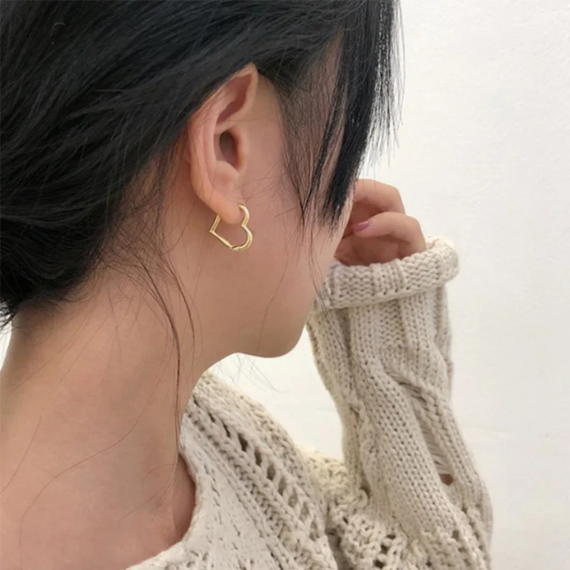 

Trendy Cute Alloy Geometry Earrings Minimalist Metal Heart Earrings Square Stud Earrings For Women Brincos Statement Jewelry