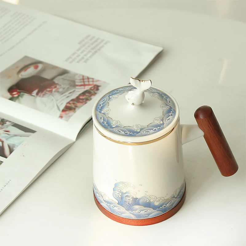 

Design Coffee Mug Creative Gift Lovers Tea Cups Ceramic Mugs with Rhinestones Decoration Cups and Saucers with Tea Infuser W