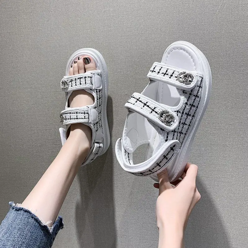 

Женские легкие спортивные сандалии на липучке в стиле колледжа