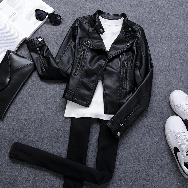 Женская короткая мотоциклетная куртка из искусственной кожи однотонная Черная