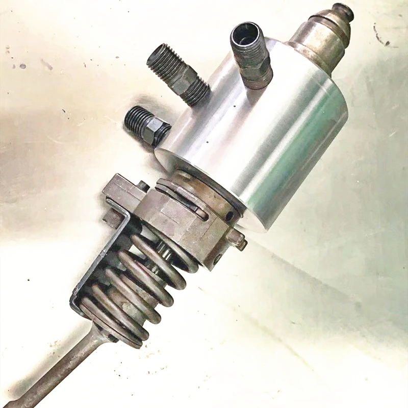 Инструмент для проверки герметизации прохода дизельного двигателя инжектора