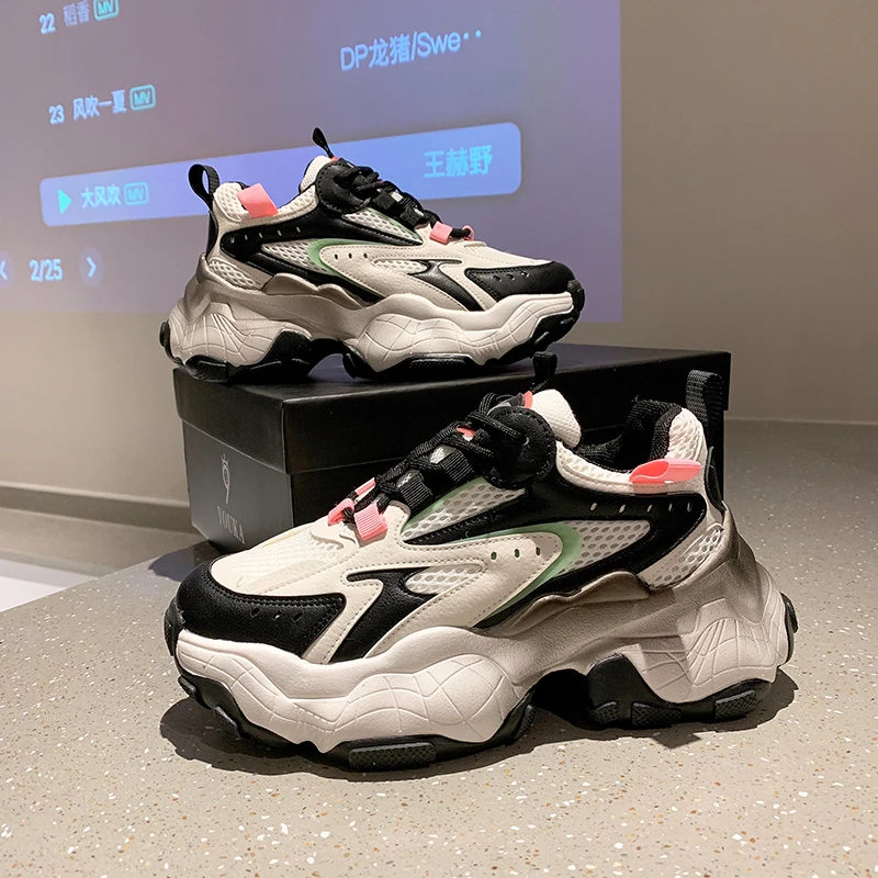 

Designer Sneakers Women 2021 Thick Sole Dirty Breathable Ladies Sport Trainers Casual Platform Shoes Women Basket Femme