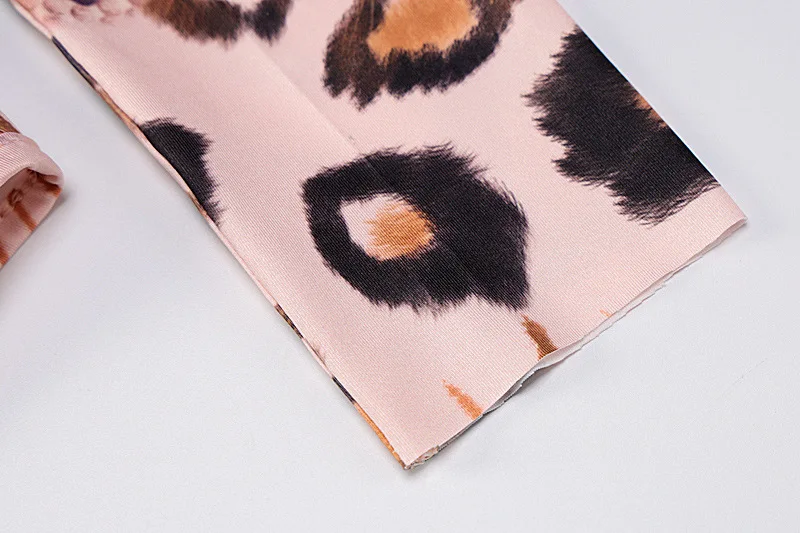 

Sexy Leopard Print Women's Bodysuit Long Sleeve O-neck Body Woman 2020 New Outfits Autumn Winter High Leg Body Suit Female