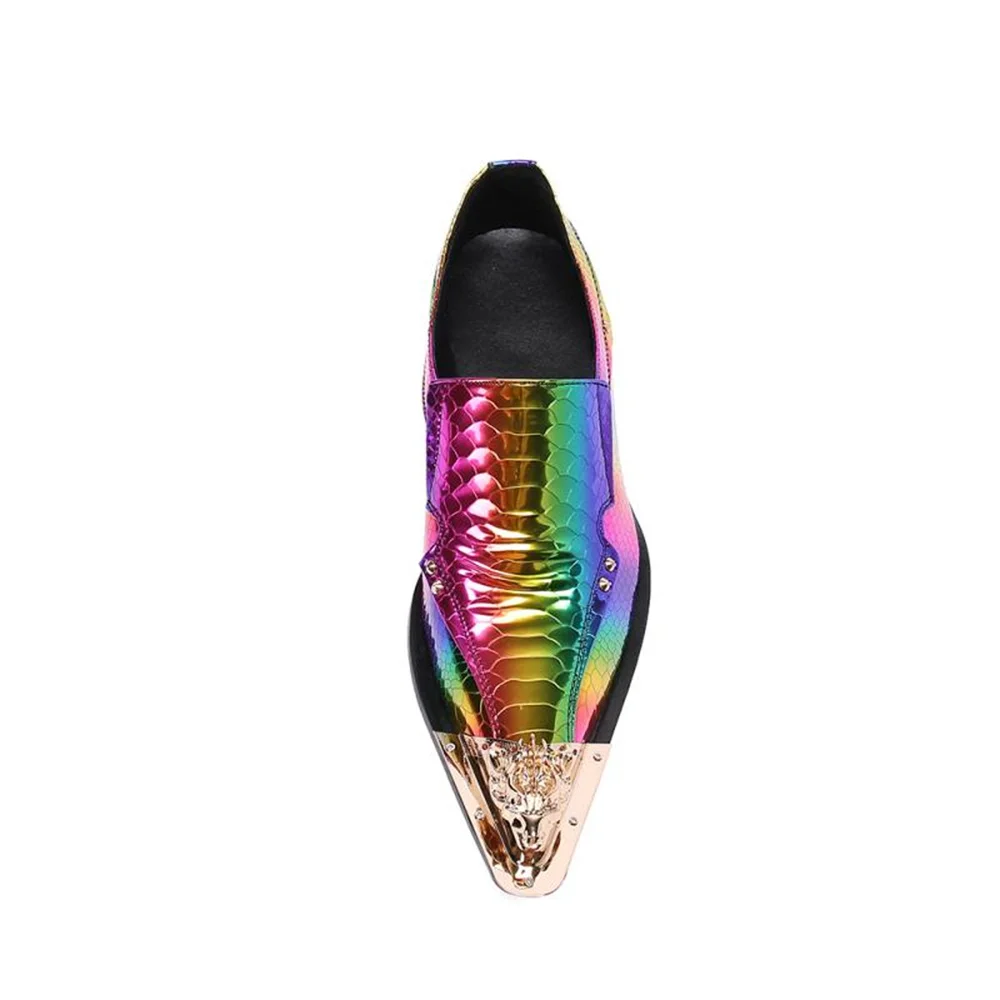 Рисунок 6 - Модные мужские туфли с острым носком