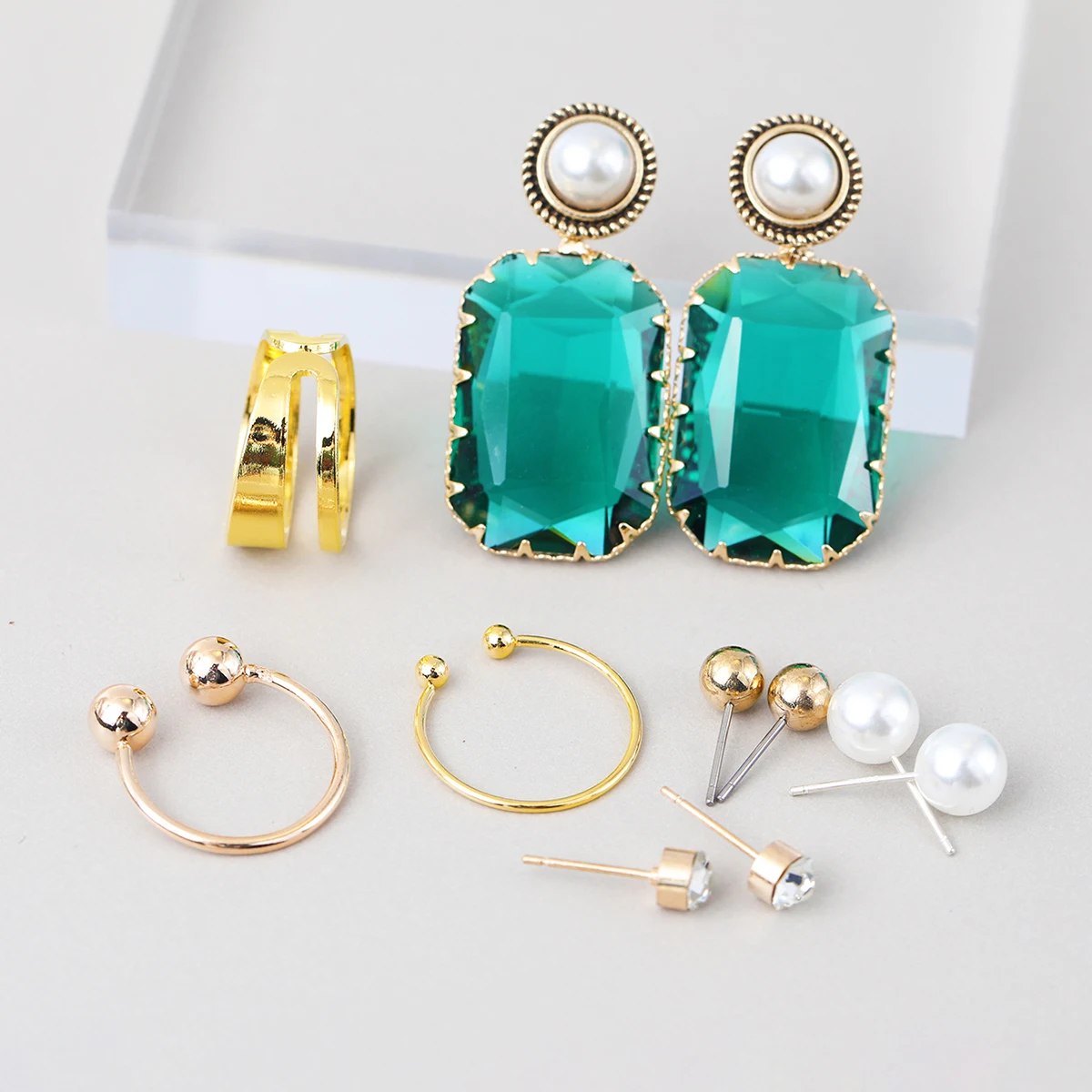 

Bohemian Fashion Zircon Metal Large Crystal Ladies Bracelet Pendant Earrings Daily Wear Gift Party Wedding Jewelry Set
